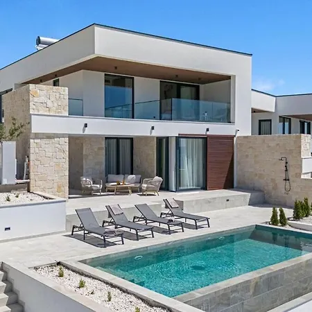 Splendour View Villa