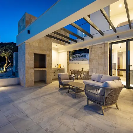 Splendour View Villa *