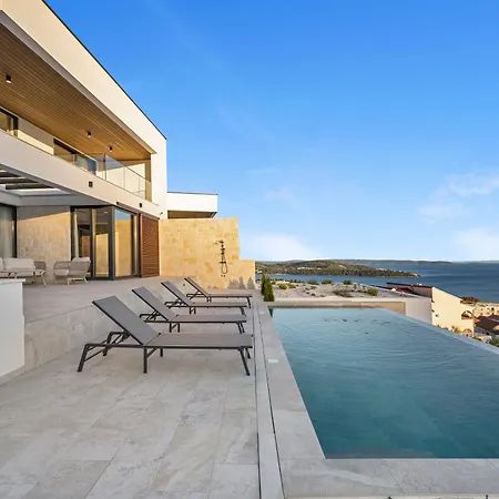 Splendour View Villa